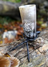 Trinkhorn mit Ständer -