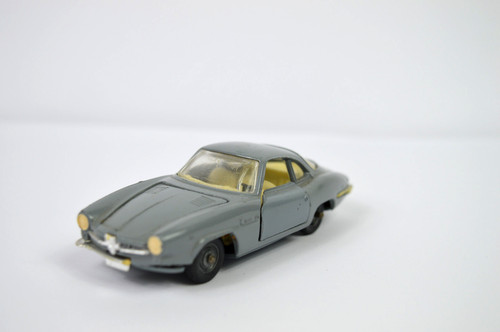 Alfa romeo giulia - ss, grau