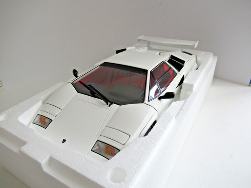 Modellautos scale 1975 - 1:12,