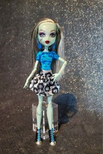 Mattel Frankie Stein-Puppe, Monster High, mit Blitz-Soundfunktionen, H. 27 cm