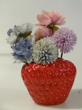 Sehr edle Vase als Erdbeere Rot Keramik Erdbeervase Blumenvase 12cm