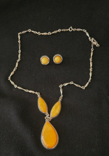 Bernsteinkette mit