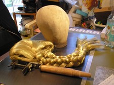 Alter Perückenkopf mit Ständer - Perücken- Hutmacher -Kopfhöhrer