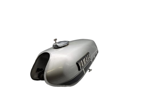 Yamaha 100 1y8 benzintank - 100,