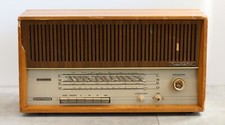 Vintage Röhrenradio von