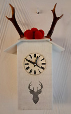 Moderne Hirschgeweih Holz-Kuckucksuhr Bollenhut Römischen Ziffern Wanduhr Deko