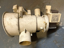 Miele Viva Star W400 Waschmaschine Laugenpumpe Ersatzteil 5757930 & 0518115