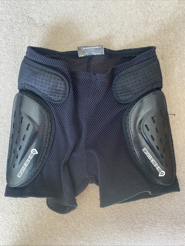 Six one 661 undershort - one,