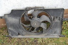 Gebläsemotor Kühlerlüfter eines Renault Laguna 2.2 dti 2005 gebraucht