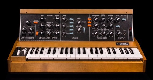 Moog minimoog model - model, reissue