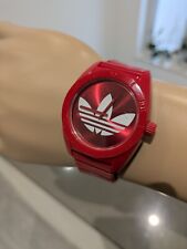 Adidas ADH2655 Rot Unisex Herren Damen Uhr Kunsstoff Gummi Sport Retro Fitness