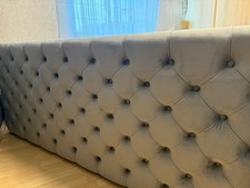 Bett-Fussteil mit Tv-Lift System von Swiss-Sense