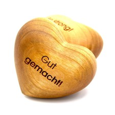 Handschmeichler Holzherz aus poliertem Obstholz als persönliches Geschenk