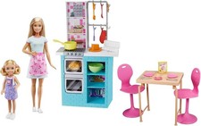 Barbie-Schwestern Back-Spielset mit Barbie-Puppe & Chelsea-Puppe - Küche HBX03