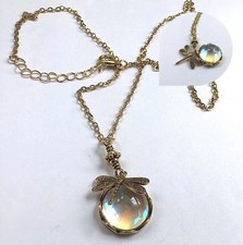 Beweglicher Libellen Anhänger