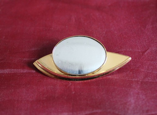 Brosche besondere form - brosche,