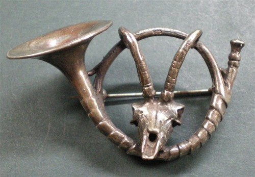 Hutanstecker jagdhorn mit - hutanstecker,