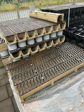 Stora Drain Self 100 Entwässerungsrinne 6m mit Gußrost B125