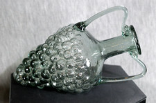 SEHR ALTE, LIEGENDE AMPHOREN