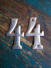 Zahl 44 Aluminium Zahlen