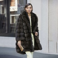 Elegante Frauen Echte Farming