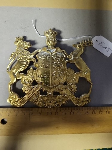 Vergoldetes wappen - vergoldetes,
