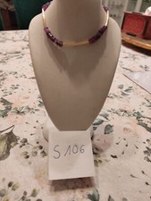 Edelsteinschmuck( auch