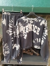 Jogginghose mit Pullover