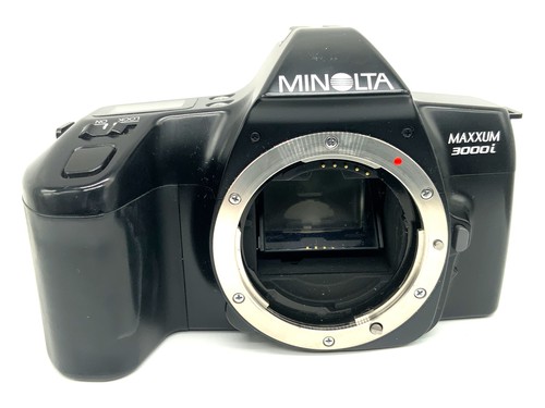 Minolta maxxum 3000i - slr, 35mm