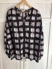 Edle weite Seidenbluse von