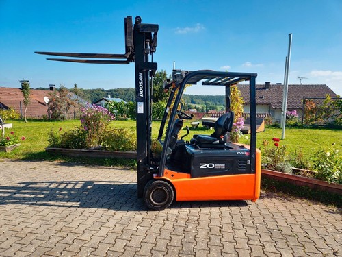 Elektrostapler doosan b20t - elektrostapler,