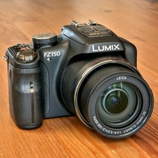 Panasonic LUMIX FZ150 (wie