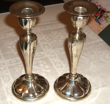 Ein Paar antike Silberleuchter