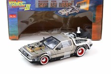 1:18 Sun Star Delorean DMC-12