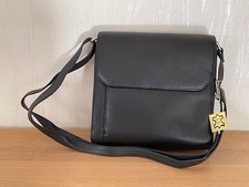 Damen-Handtasche mit Schulterriemen, Leder, schwarz, von Borella