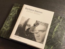 Zeiten und Bilder SIGNIERT von Barbara Klemm (2019, Gebundene Ausgabe)
