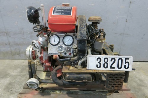 Alte feuerwehrpumpe - alte,