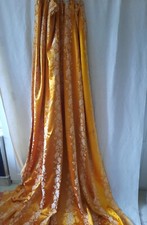 Paar Gold Damast Satin Satin
