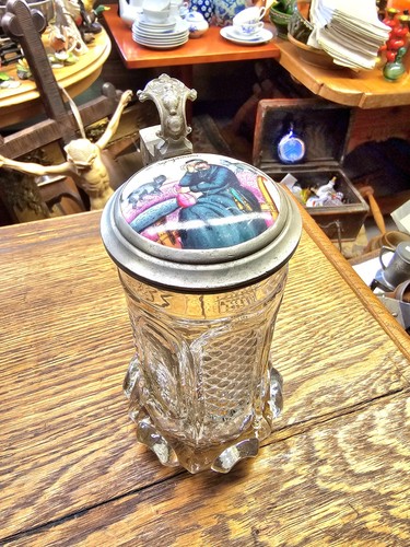 Antiker bierkrug aus glas mit - glas,