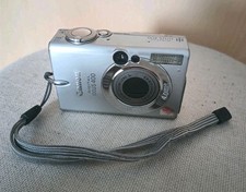 Canon Digital Ixus 400 Digitalkamera, 4 MP 3-fach Zoom silber DEFEKT