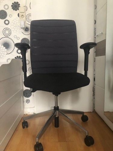 Bürostuhl