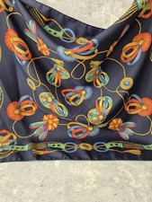 Schal -  Eleganter Seidenschal mit buntem Knoten- und Seilmotiv