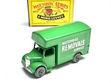 Matchbox Lesney Regular Moko No. 17 Bedford LKW Umzugs Service Removals hellgrün