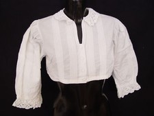 Gr.40 Dirndlbluse Rüschen und Häkelspitze Puffärmel Bluse für Dirndl B1070