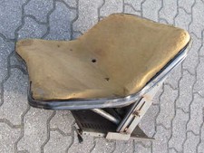 1 Sitz m.Halterung für  Traktor Baumaschine  Kran  LKW sehr rostig für Bastler