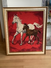 Stickbild Pferde in Echtholzrahmen 