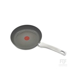 Tefal C42704 Renew On Bratpfanne 24 cm Keramikversiegelung - kleine Macke