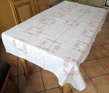 Tischdecke bestickt / Kreuzstich, Handarbeit