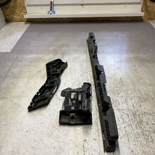 VW Touran 5T Halter Stoßstange Führungsprofil hinten Mitte Und Links