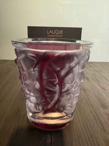Duftkerze der marke lalique - der,